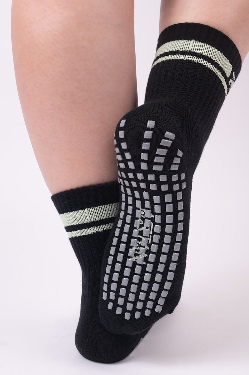 🎁 Calcetas Antiderrapante "Básica Astan" Negro/Menta (100% off)