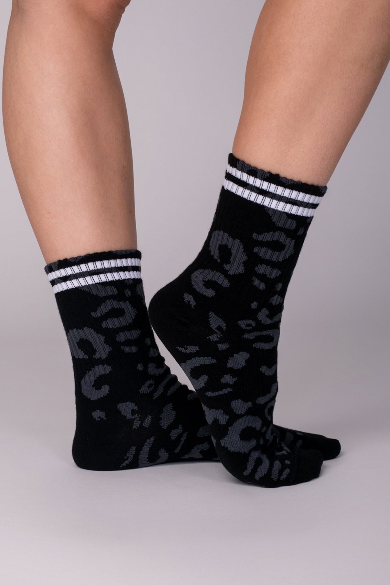 🎁 Calcetas "Tótem dark" Negro Animal print (100% off)